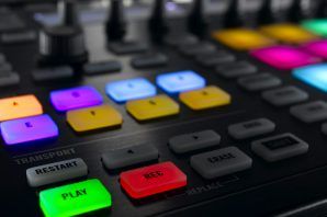 equipo-audiovisual-mantenimiento-298x198