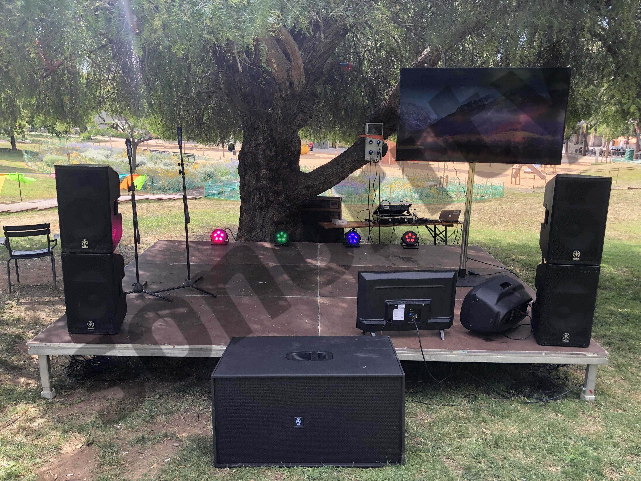 instalacion-karaoke-evento-scaled